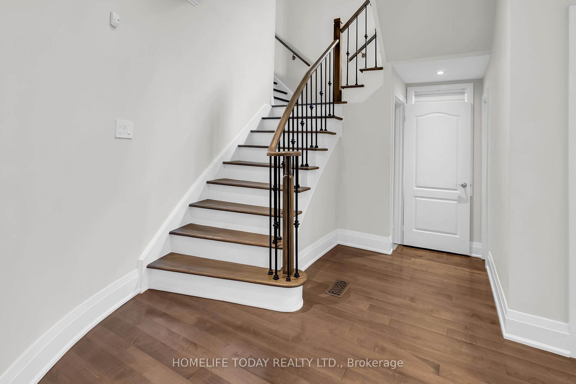 Photo 18 of 51 Weatherill Road, Markham, Berczy — HOMEH