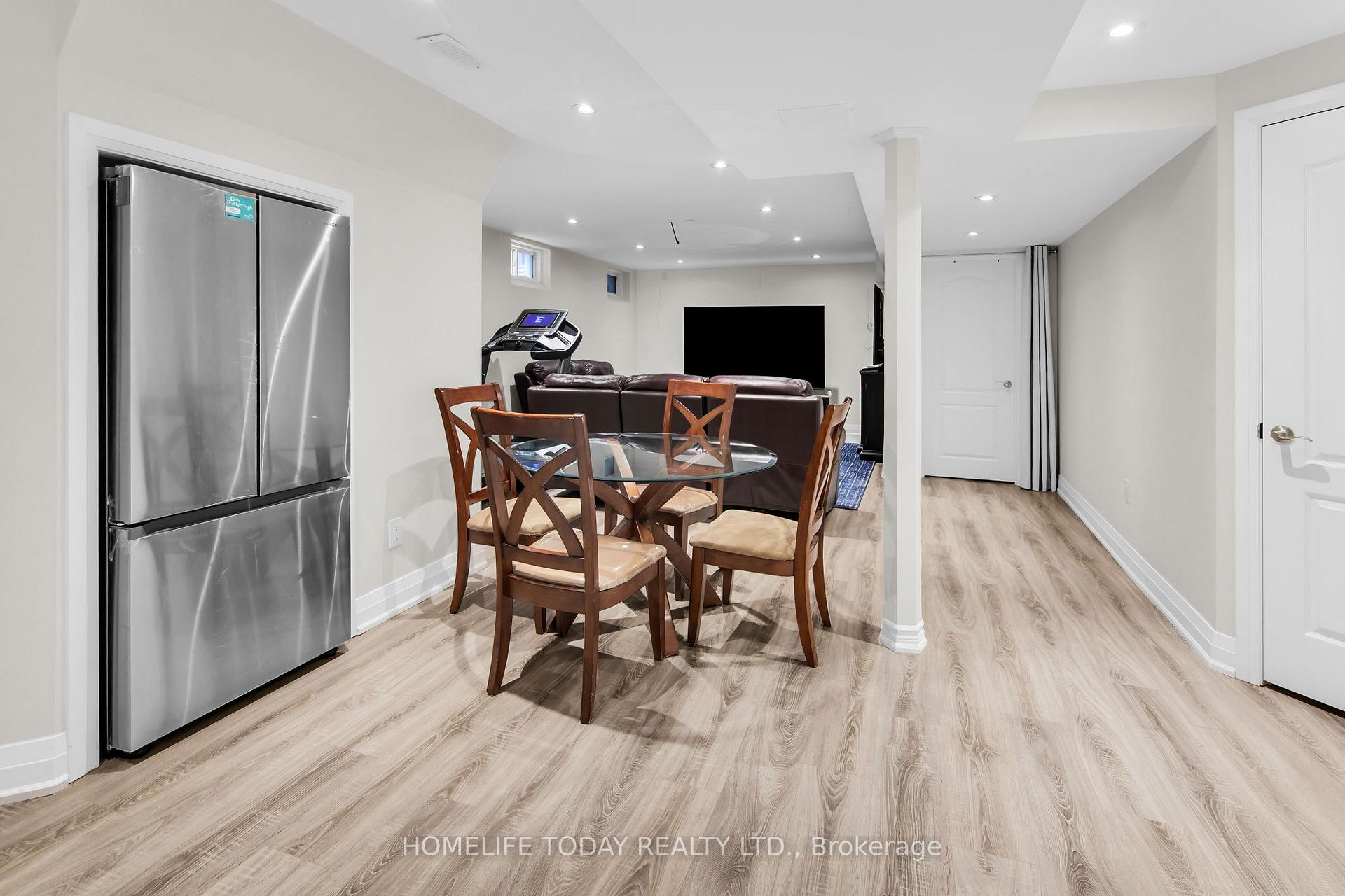 Photo 39 of 51 Weatherill Road, Markham, Berczy — HOMEH