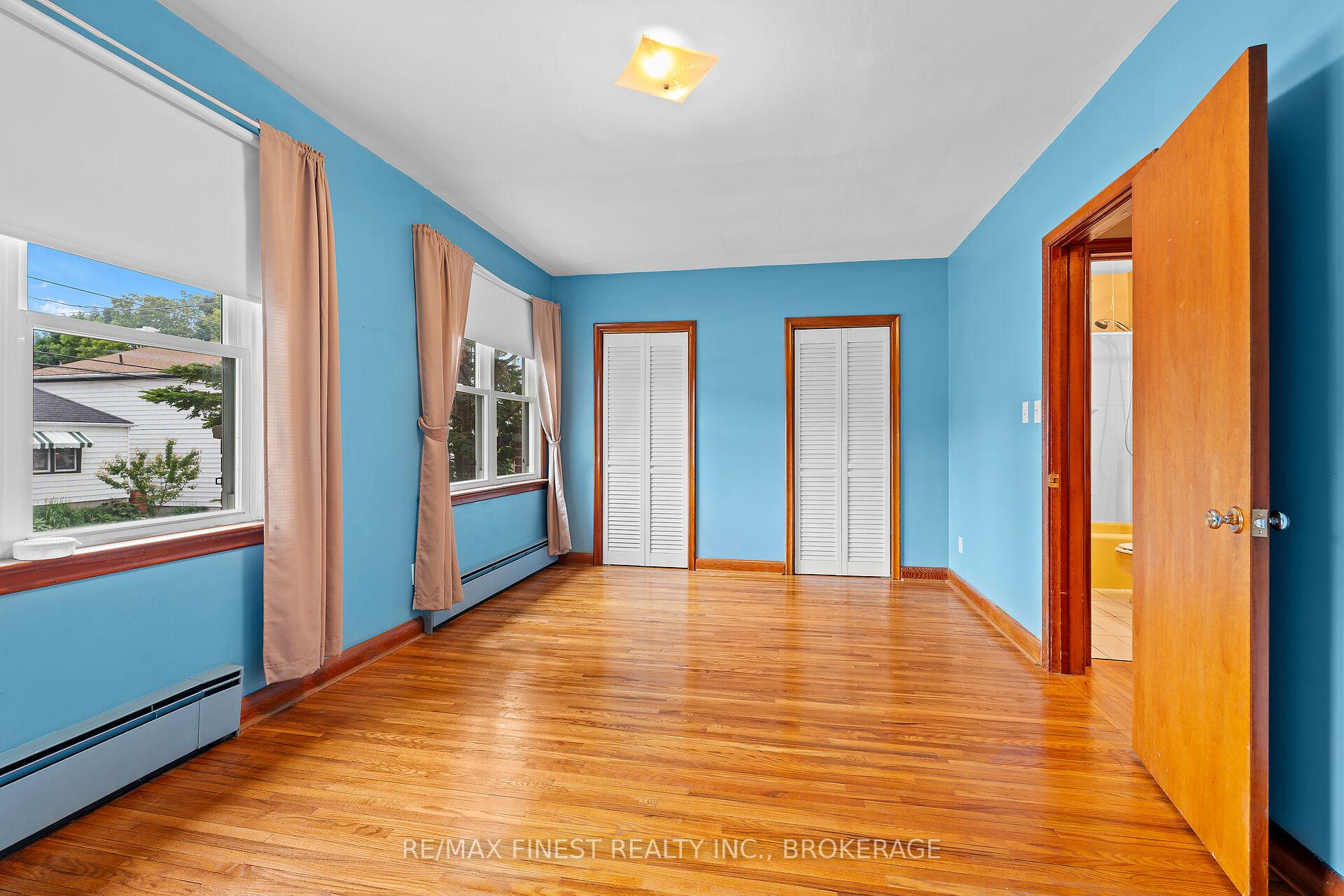 Photo 19 of 644 Victoria Street, Kingston, East of Sir John A. Blvd — HOMEH