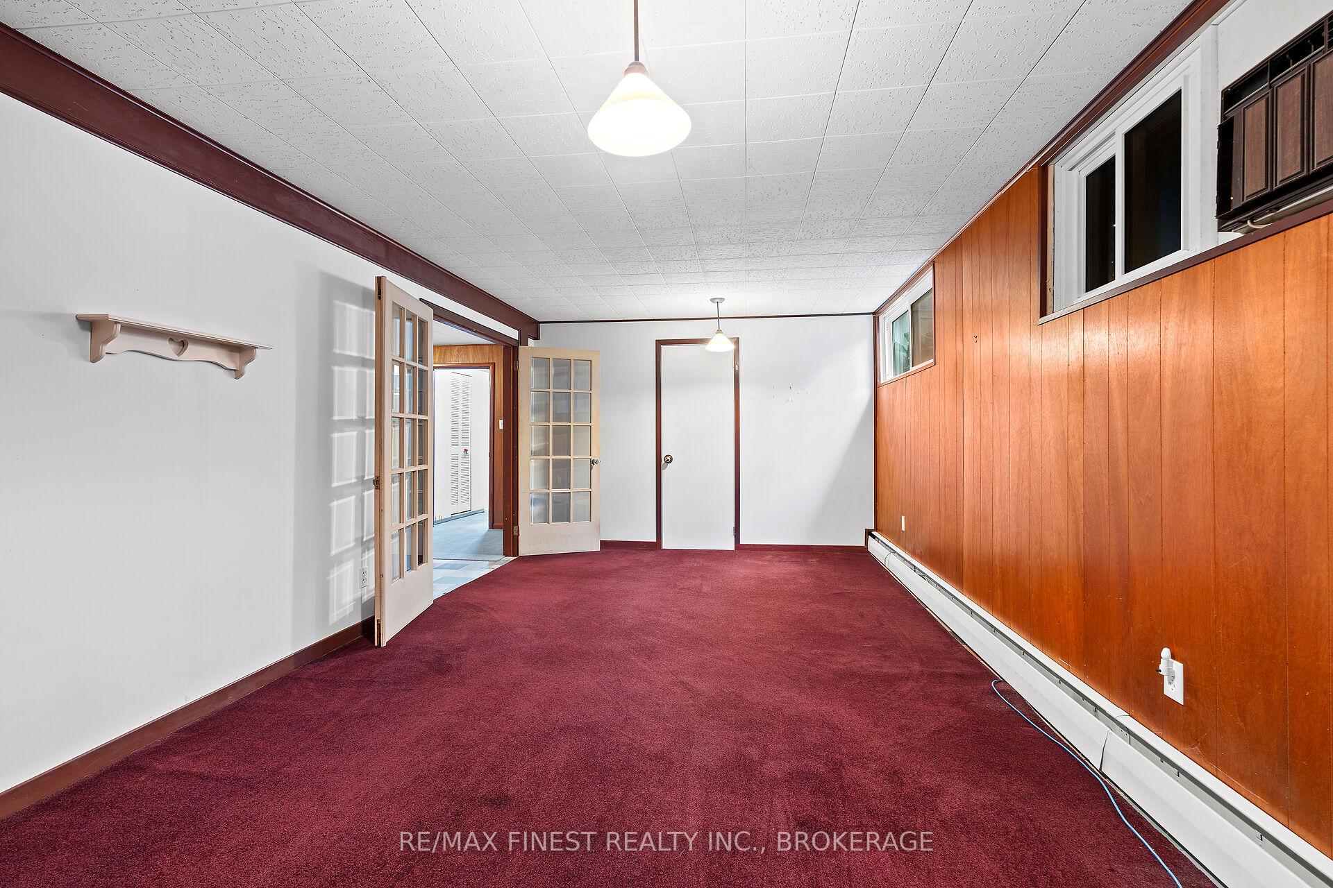 Photo 25 of 644 Victoria Street, Kingston, East of Sir John A. Blvd — HOMEH