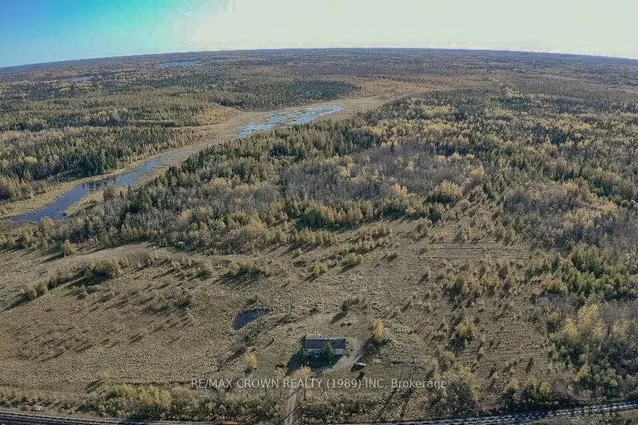 Photo 3 of Unit Fauquier, 194 Highway 11, Kapuskasing — HOMEH