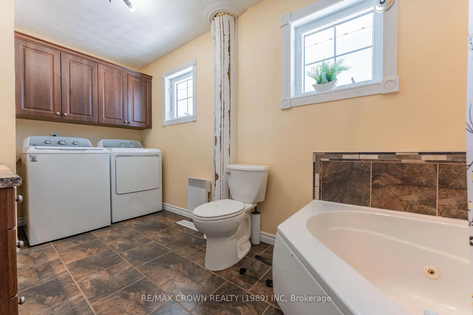 Photo 17 of Unit Fauquier, 194 Highway 11, Kapuskasing — HOMEH