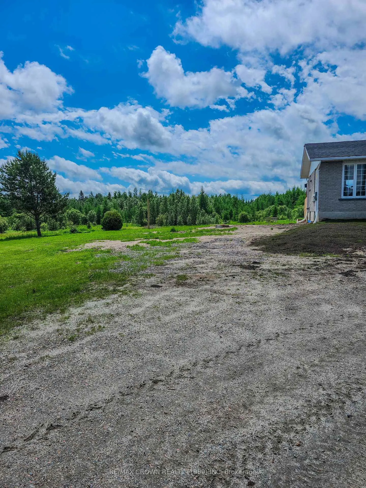Photo 43 of Unit Fauquier, 194 Highway 11, Kapuskasing — HOMEH