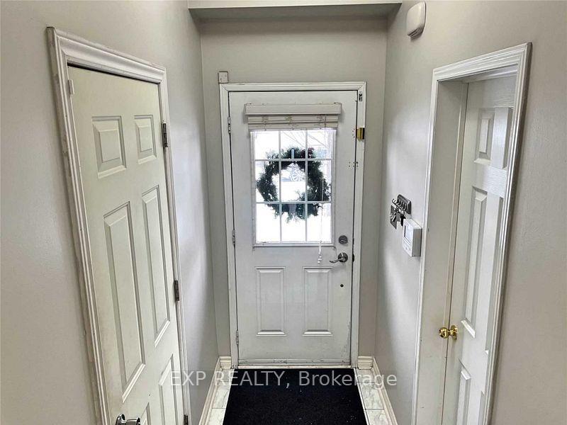 Photo 3 of 195 Windwood Drive, Hamilton, Binbrook — HOMEH