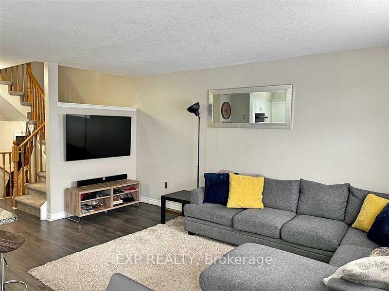 Photo 7 of 195 Windwood Drive, Hamilton, Binbrook — HOMEH