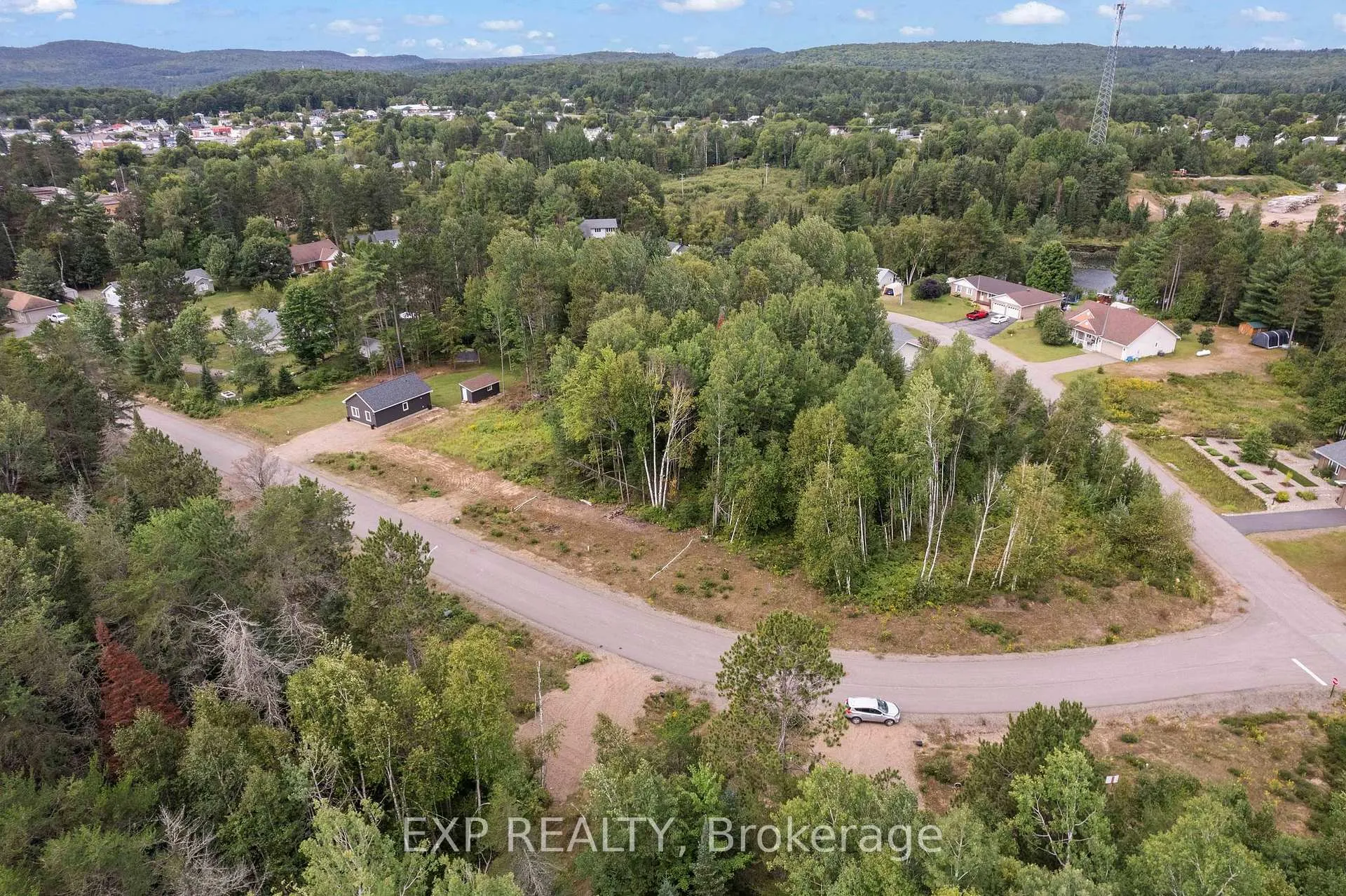 Photo 3 of 14 Birchview Drive, Madawaska Valley, Madawaska Valley — HOMEH