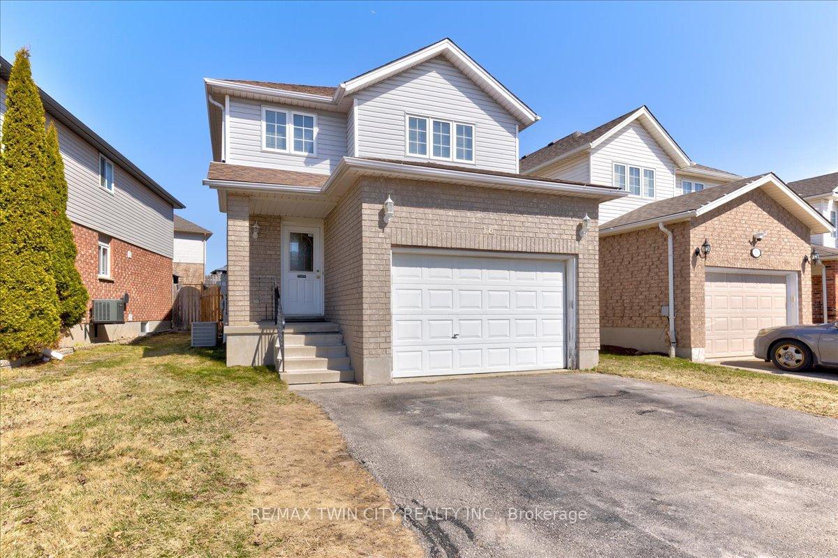 Photo 3 of 16 Marl Meadow Drive, Kitchener — HOMEH