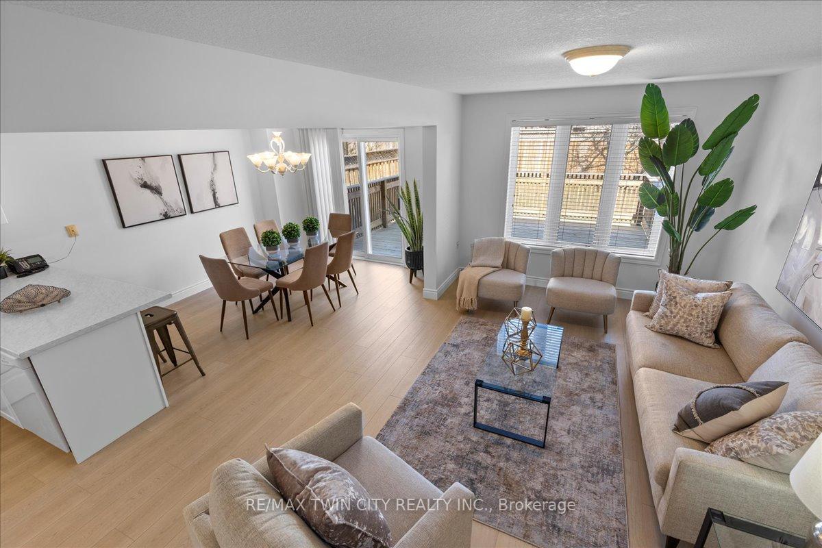 Photo 17 of 16 Marl Meadow Drive, Kitchener — HOMEH