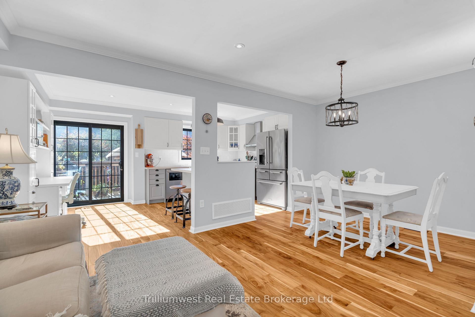 Photo 11 of 110 Panton Trail, Milton, Dempsey — HOMEH