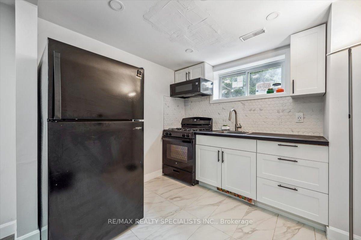 Photo 31 of 795 Quebec Street, Midland — HOMEH