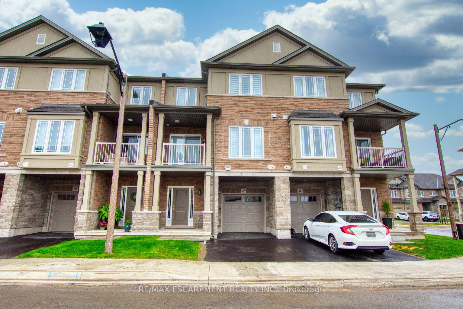 Photo 1 of 48 Waterlily Way, King, Schomberg — HOMEH