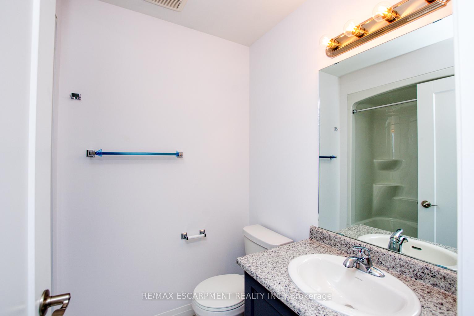 Photo 15 of 48 Waterlily Way, King, Schomberg — HOMEH