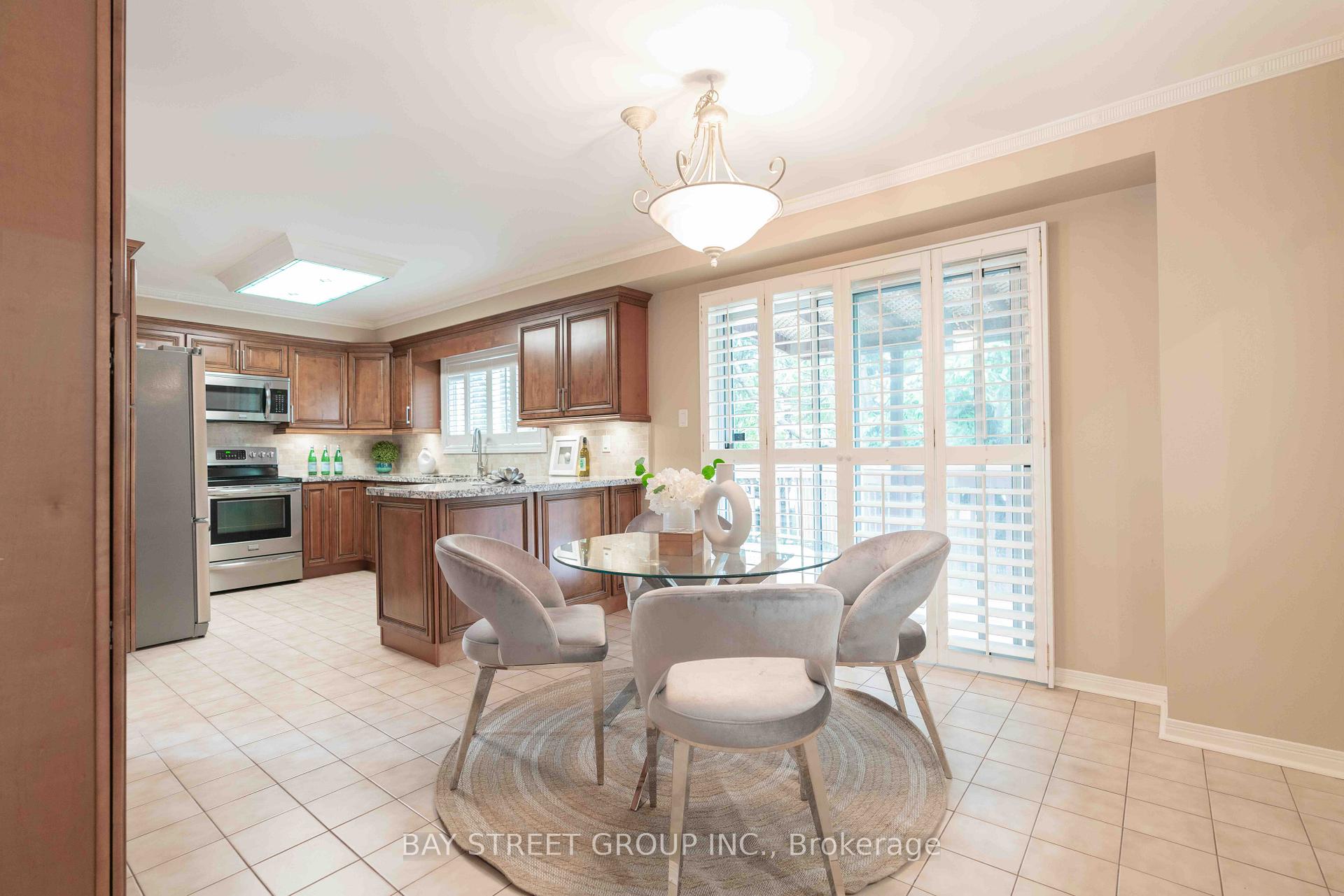 Photo 5 of 20 Tailor Street, Markham, Raymerville — HOMEH