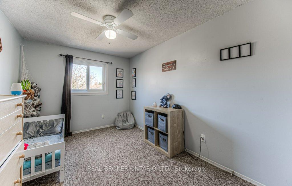 Photo 19 of 11 Rushbrook Drive, Kitchener — HOMEH