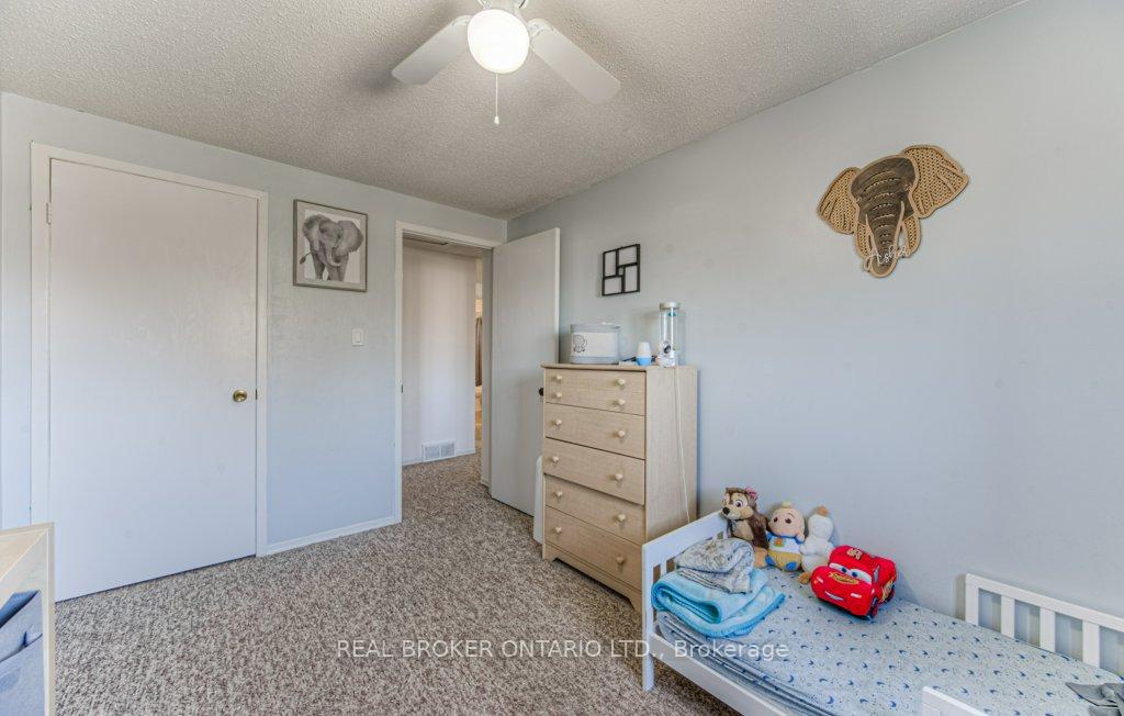 Photo 20 of 11 Rushbrook Drive, Kitchener — HOMEH