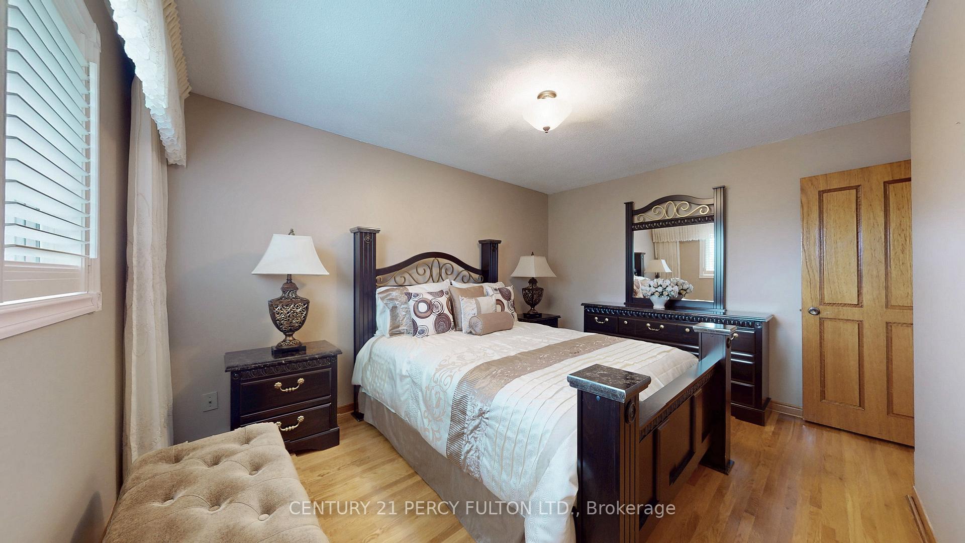 Photo 28 of 32 Avoca Drive, Markham, Village Green-South Unionville — HOMEH