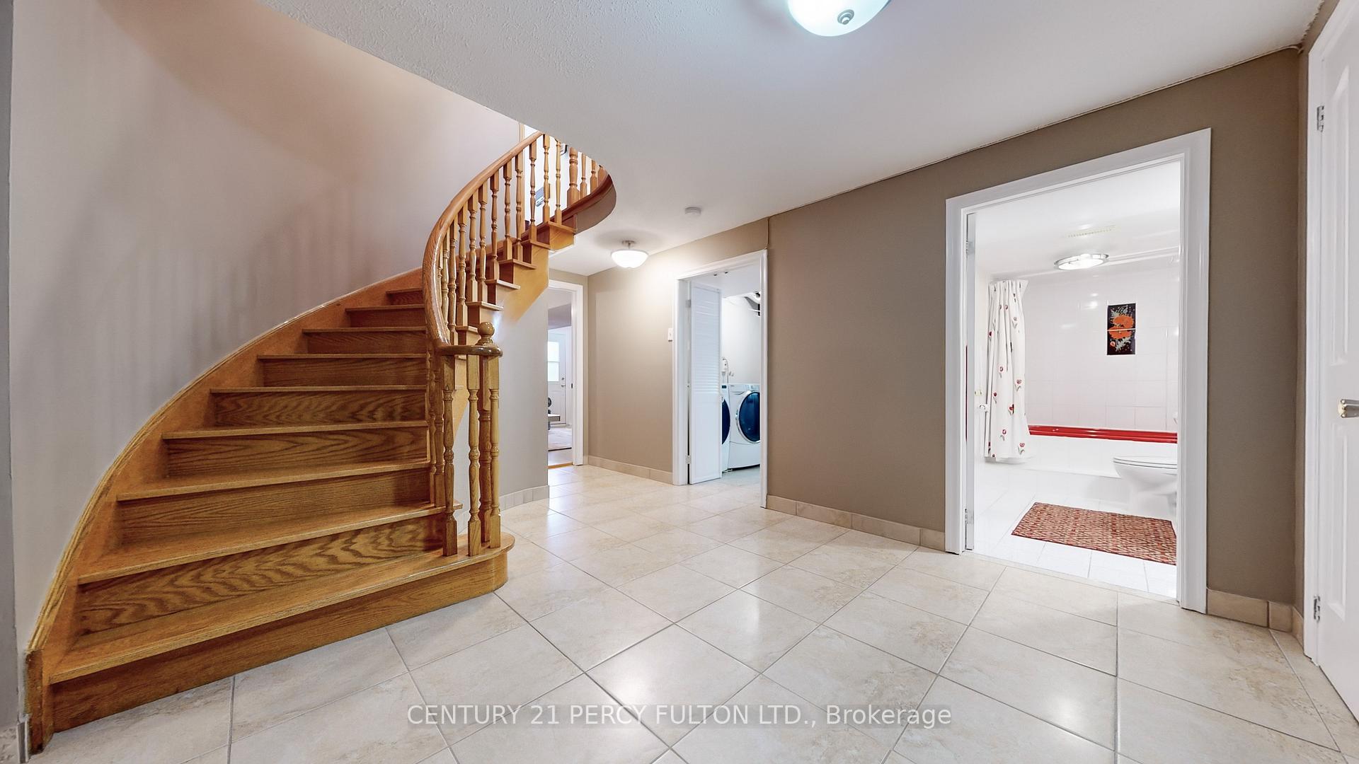 Photo 33 of 32 Avoca Drive, Markham, Village Green-South Unionville — HOMEH
