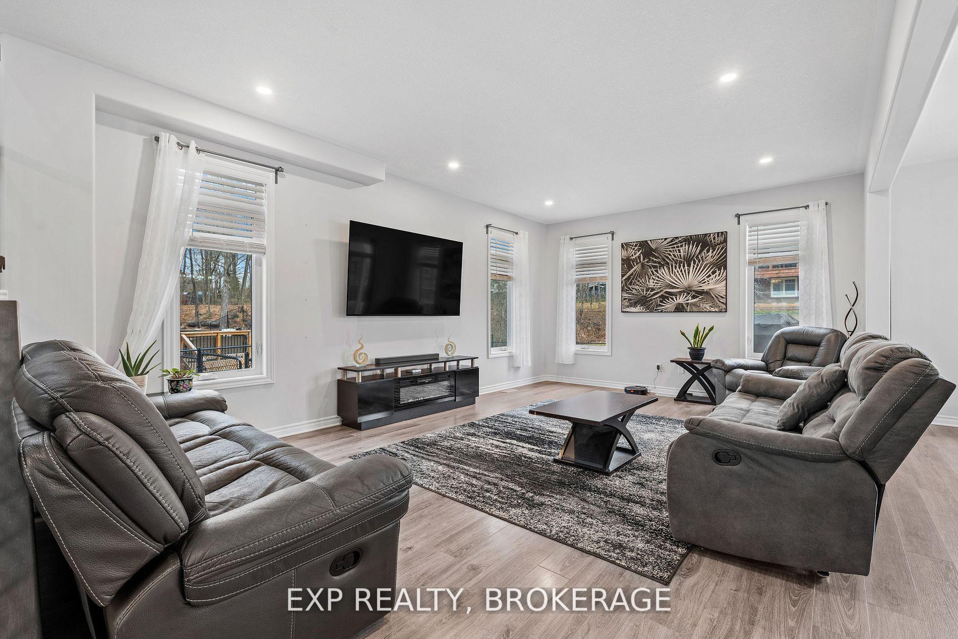 Photo 17 of 1644 Brookedayle Avenue, Kingston, City Northwest — HOMEH