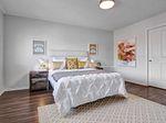 Photo 6 of 51 Crawford Street, Markham, Berczy — HOMEH