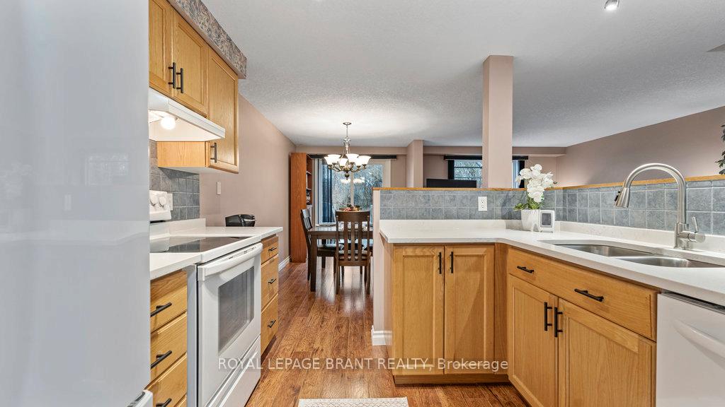 Photo 7 of 119 Pine Martin Crescent, Kitchener — HOMEH