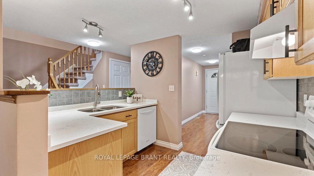 Photo 9 of 119 Pine Martin Crescent, Kitchener — HOMEH