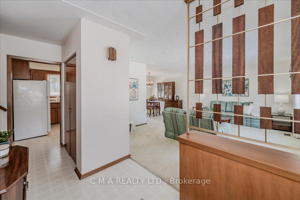 Photo 6 of 395 Forest Hill Drive, Kitchener — HOMEH
