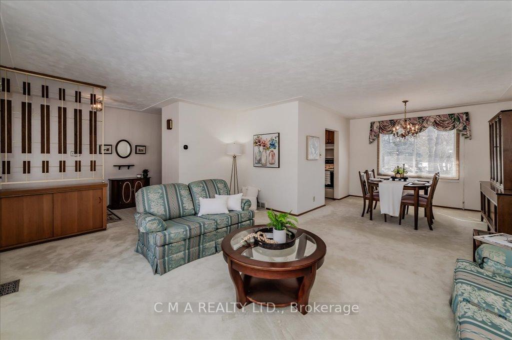 Photo 9 of 395 Forest Hill Drive, Kitchener — HOMEH