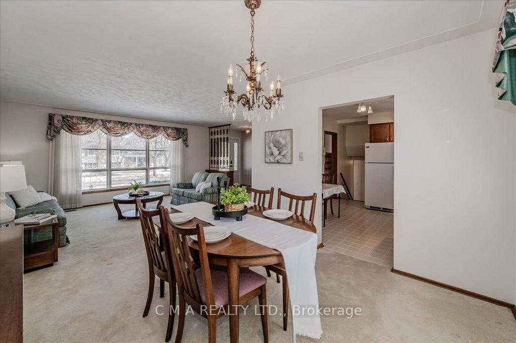 Photo 11 of 395 Forest Hill Drive, Kitchener — HOMEH