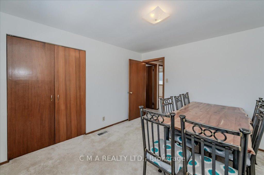 Photo 21 of 395 Forest Hill Drive, Kitchener — HOMEH