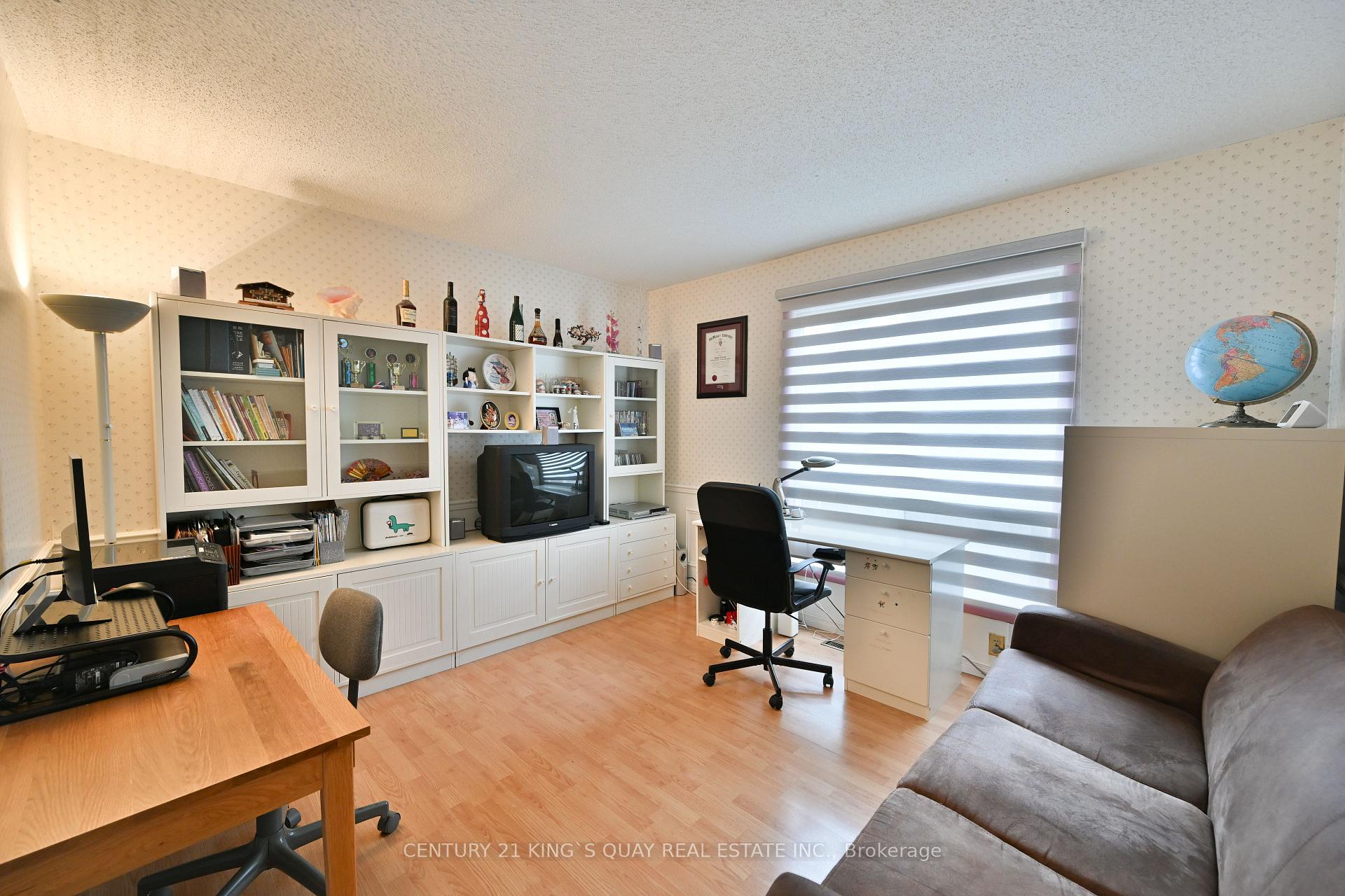 Photo 7 of 26 Tunney Crescent, Markham, Raymerville — HOMEH