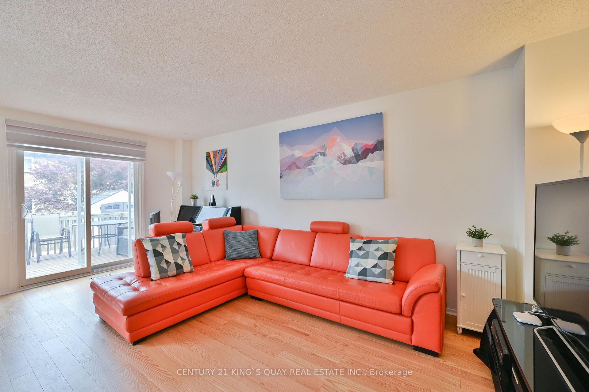 Photo 15 of 26 Tunney Crescent, Markham, Raymerville — HOMEH
