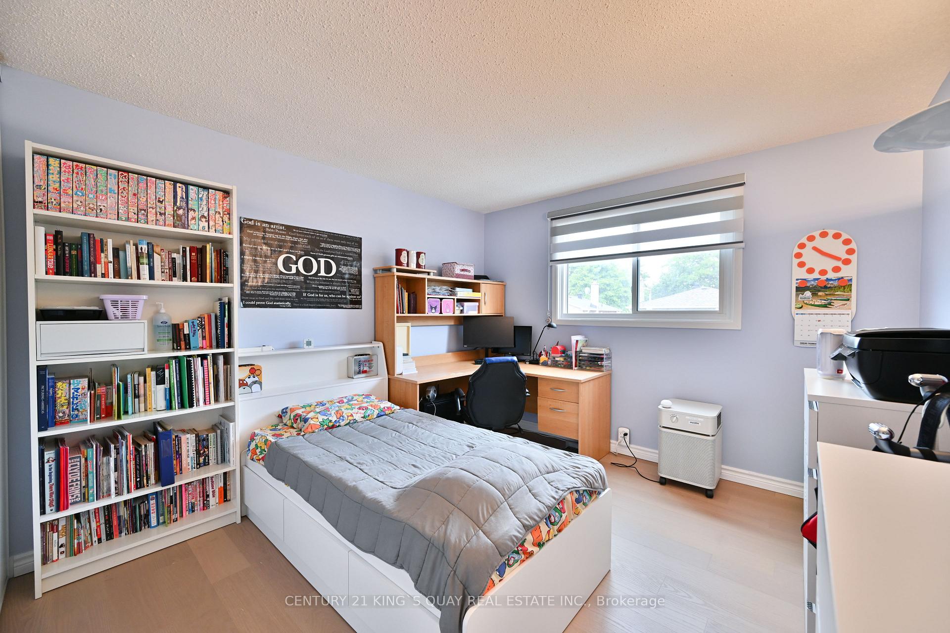 Photo 21 of 26 Tunney Crescent, Markham, Raymerville — HOMEH