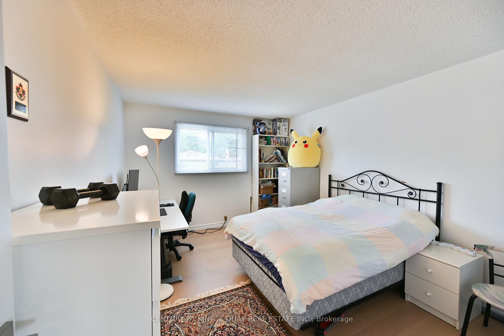 Photo 22 of 26 Tunney Crescent, Markham, Raymerville — HOMEH