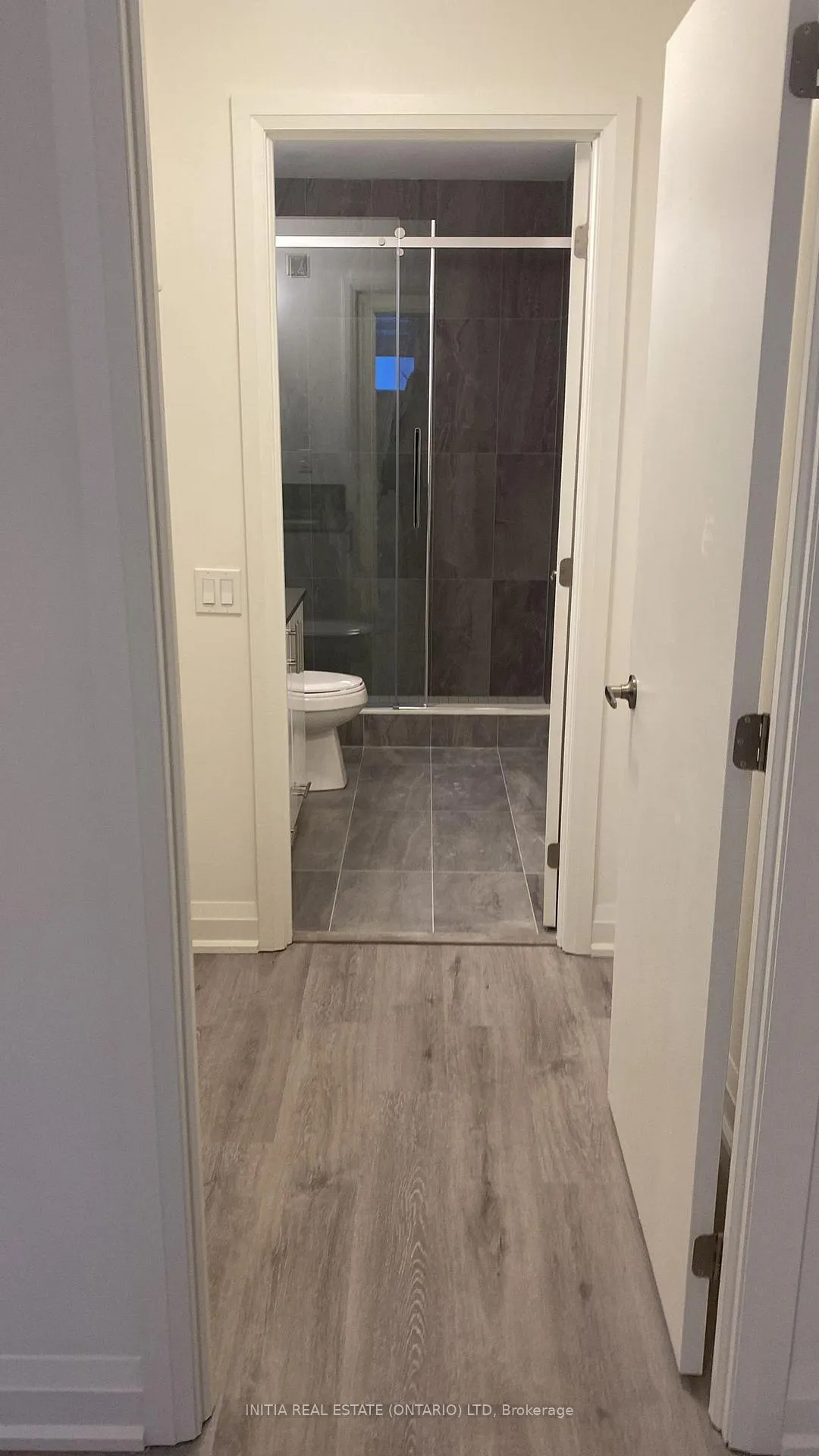 Photo 9 of Unit 110, 58 Lakeside Terrace, Barrie, Little Lake — HOMEH