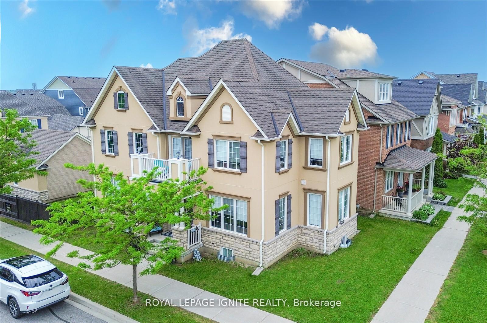 Photo 2 of 233 Cornell Park Avenue, Markham, Cornell — HOMEH