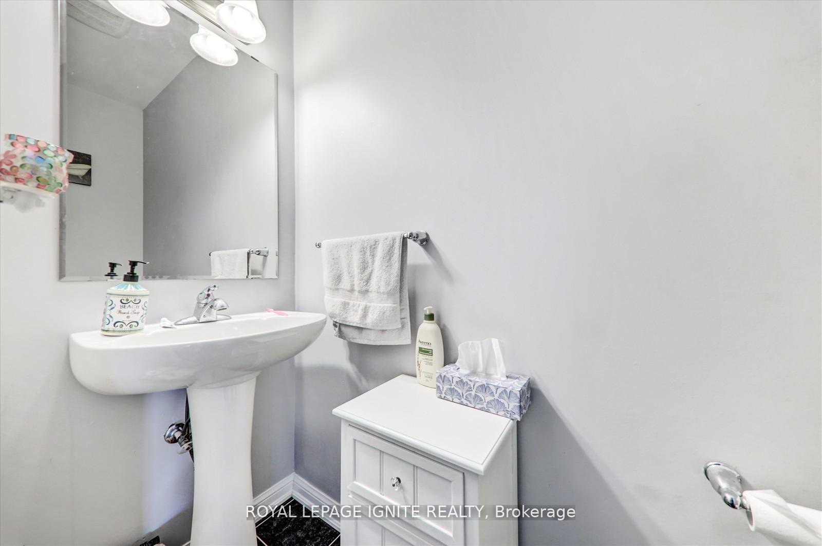 Photo 19 of 233 Cornell Park Avenue, Markham, Cornell — HOMEH