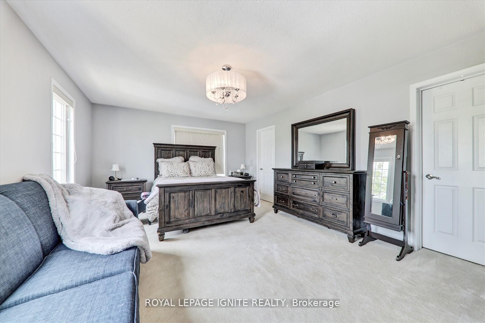 Photo 30 of 233 Cornell Park Avenue, Markham, Cornell — HOMEH