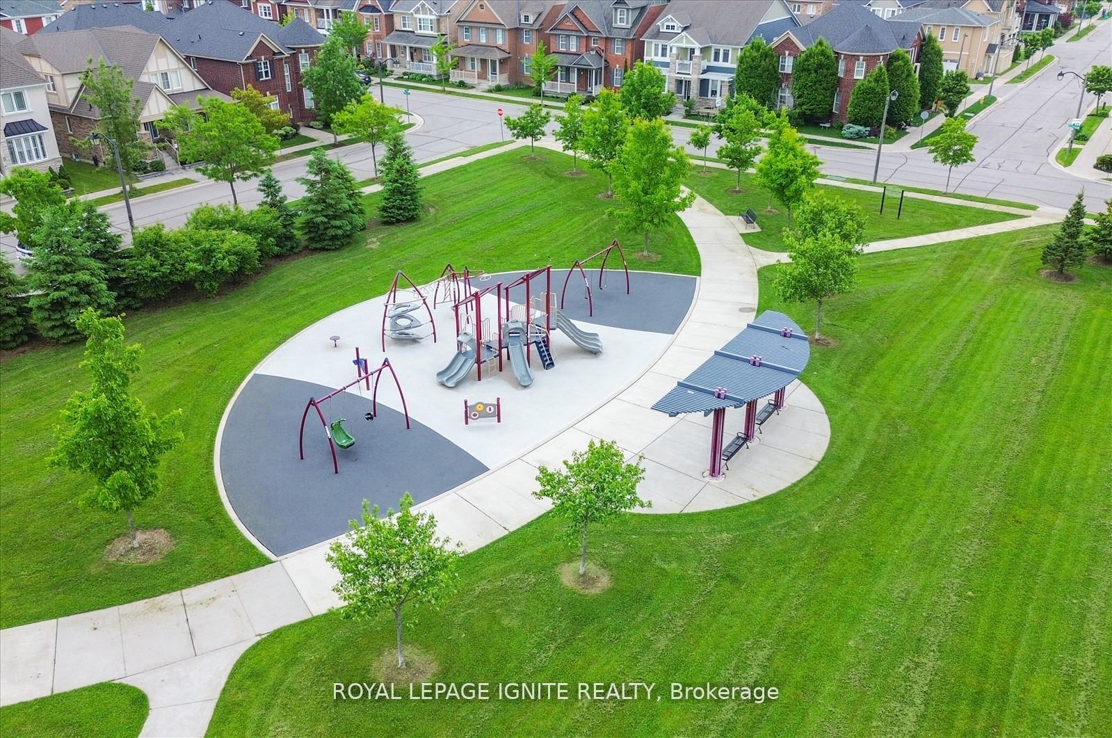 Photo 44 of 233 Cornell Park Avenue, Markham, Cornell — HOMEH