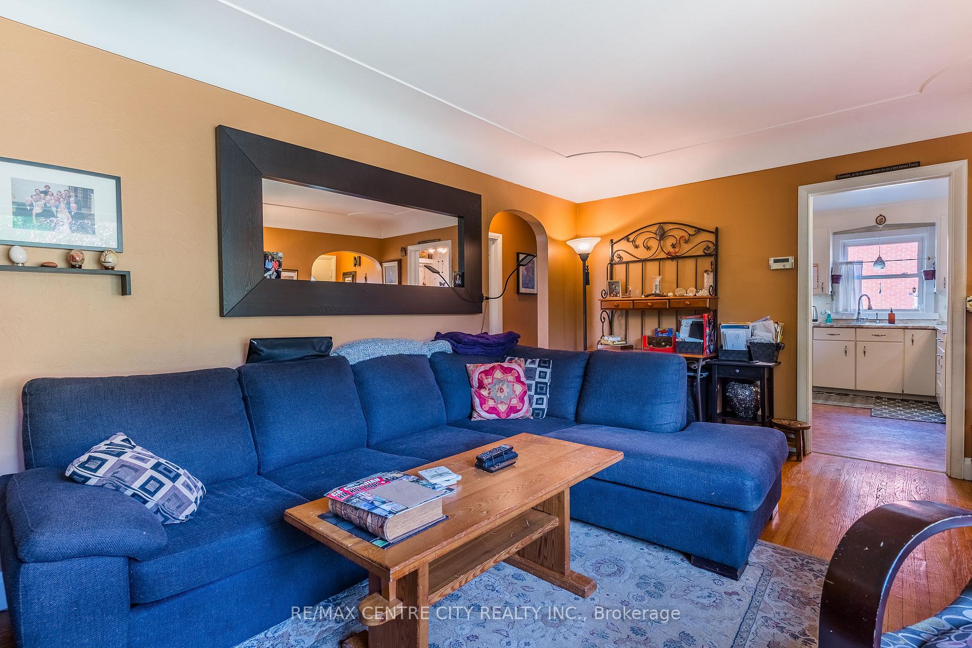 Photo 12 of 33 Turner Avenue, Kitchener — HOMEH