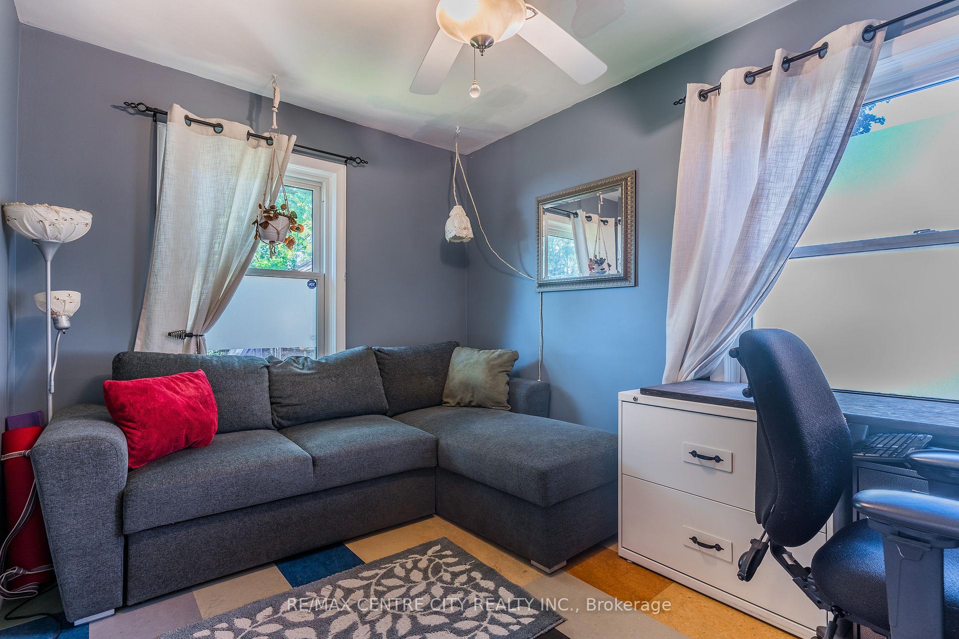 Photo 17 of 33 Turner Avenue, Kitchener — HOMEH