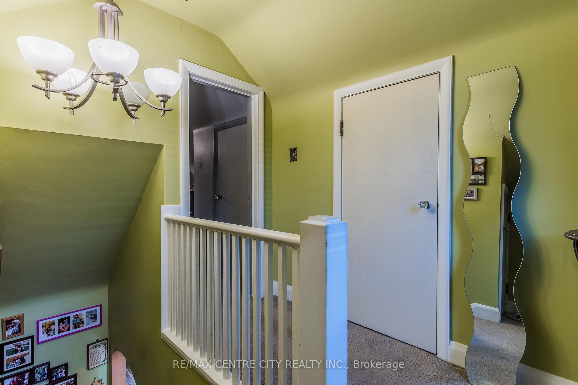 Photo 19 of 33 Turner Avenue, Kitchener — HOMEH