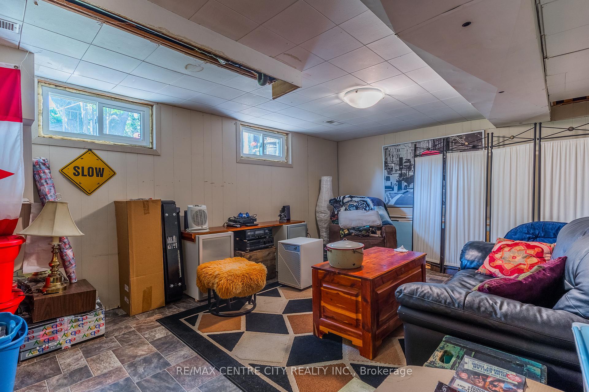 Photo 24 of 33 Turner Avenue, Kitchener — HOMEH