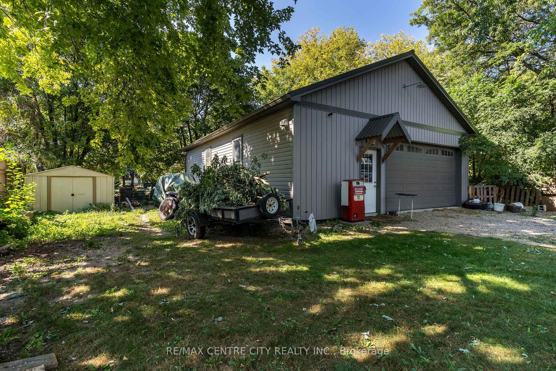 Photo 32 of 33 Turner Avenue, Kitchener — HOMEH