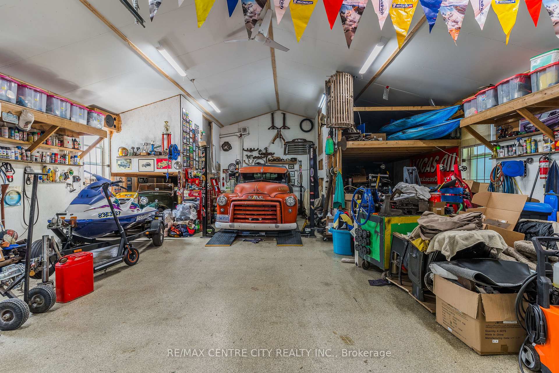 Photo 34 of 33 Turner Avenue, Kitchener — HOMEH