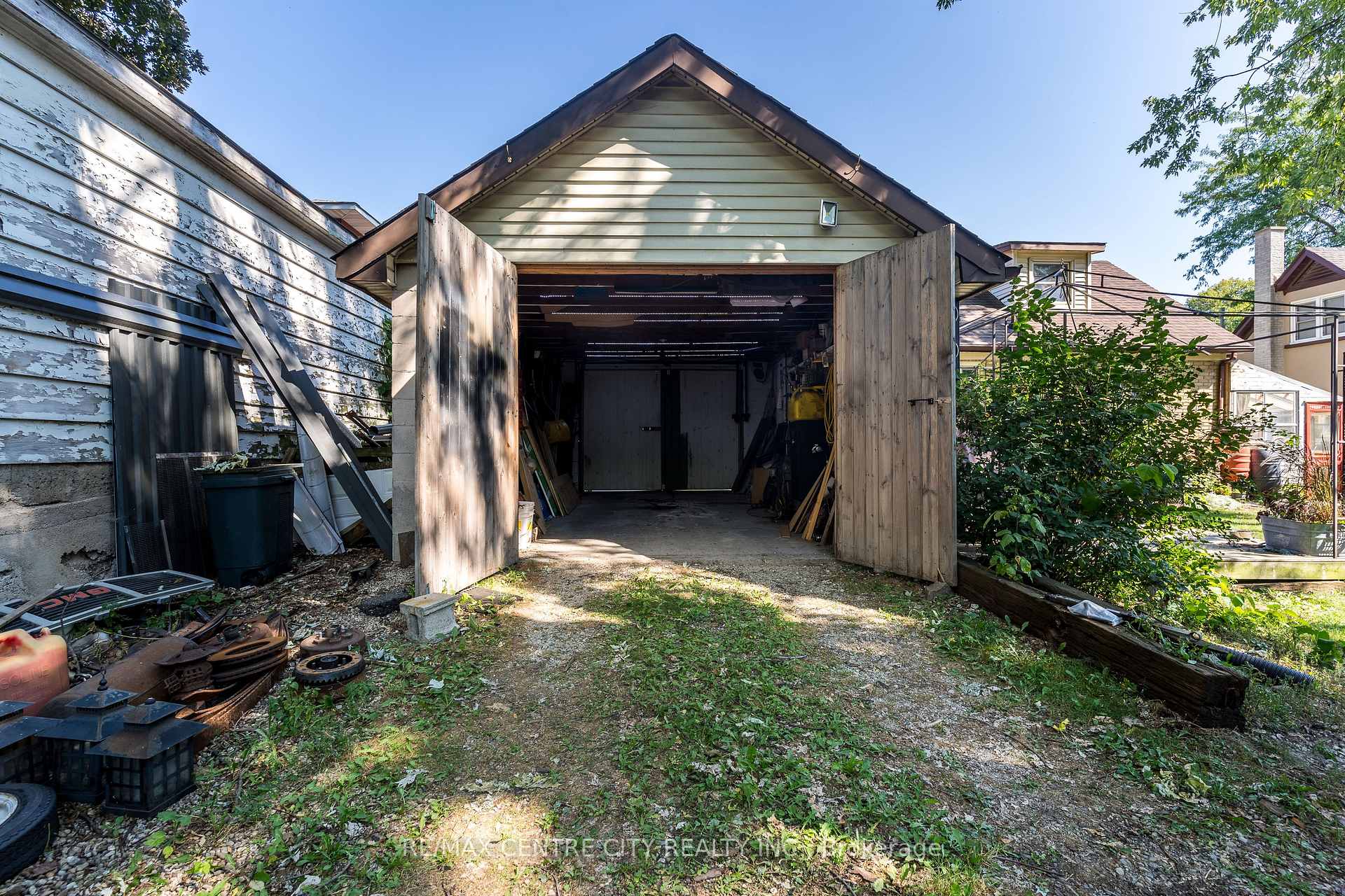 Photo 36 of 33 Turner Avenue, Kitchener — HOMEH