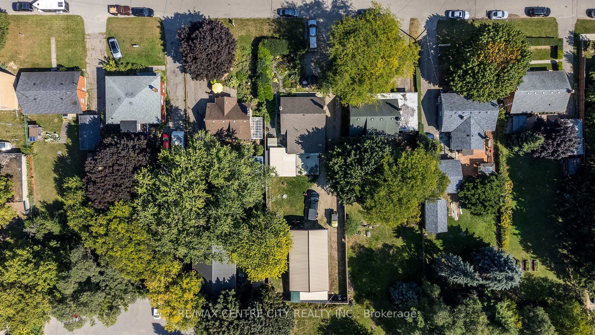 Photo 42 of 33 Turner Avenue, Kitchener — HOMEH