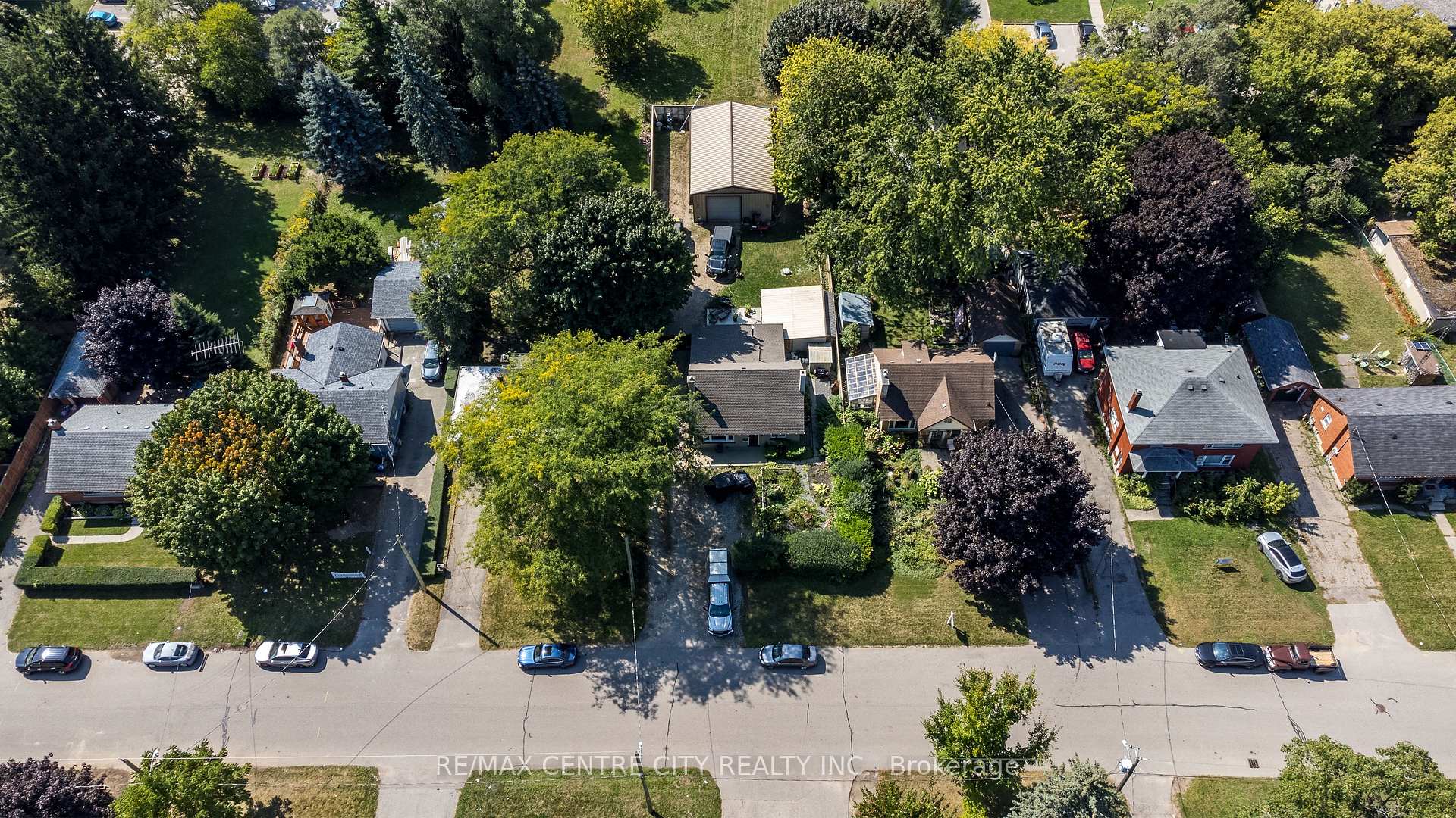 Photo 43 of 33 Turner Avenue, Kitchener — HOMEH