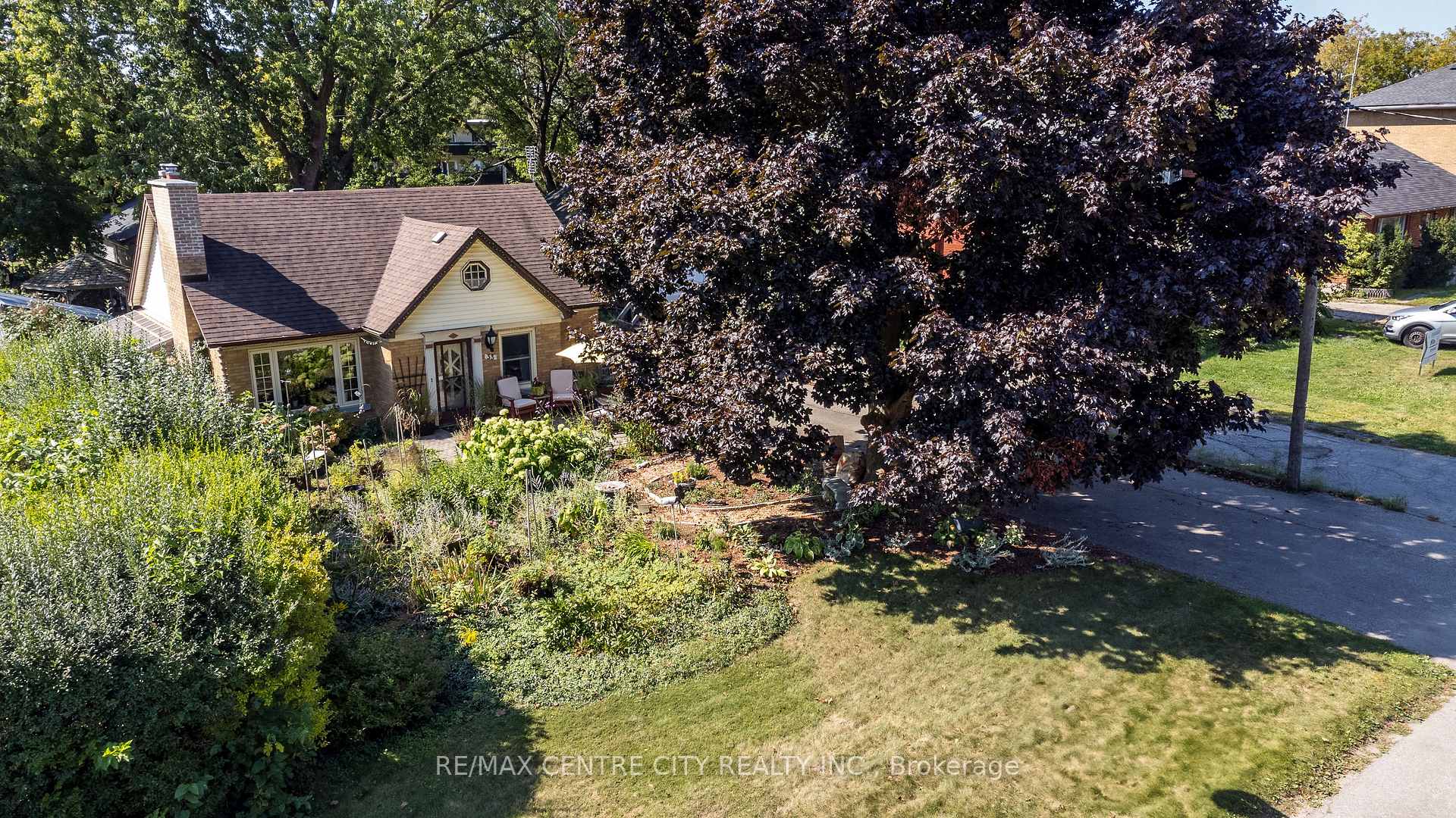 Photo 45 of 33 Turner Avenue, Kitchener — HOMEH