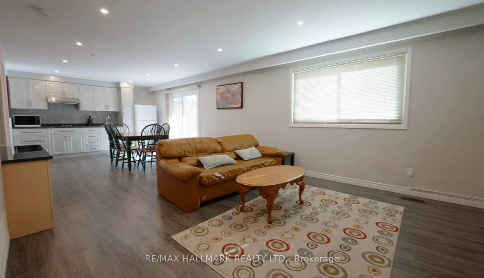 Photo 1 of Unit #Back, 225 Bayview Fairways Drive, Markham, Bayview Fairway-Bayview Country Club Estates — HOMEH