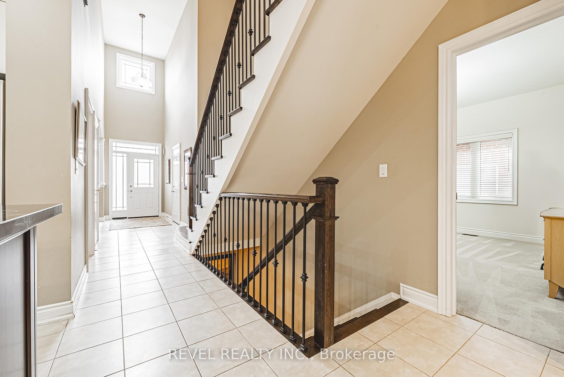 Photo 5 of 664 Serafini Crescent, Milton, Willmott — HOMEH